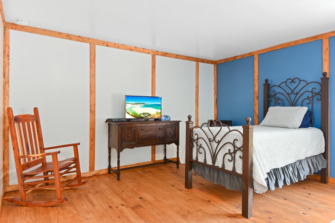 Round Top Hotel Bagian luar foto